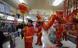 [ẢNH] Những hình ảnh ấn tượng về cách mừng Tết Nguyên đán tại nhiều quốc gia trên thế giới