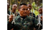 [Ảnh] Lính Thái- Mỹ uống máu rắn trong tập trận Hổ Mang Vàng