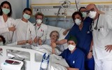 [ẢNH] Kỳ tích: Những  bệnh nhân lớn tuổi nhất thế giới chiến thắng Covid-19