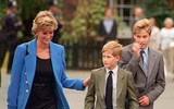 [ẢNH] Loạt ảnh cho thấy mối quan hệ giữa Hoàng tử William và Hoàng tử Harry thay đổi qua từng năm