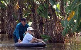 Ngập lụt tại TP Cần Thơ: Người dân khóc 