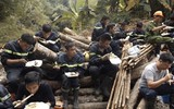 Nghẹt thở theo dõi những cuộc giải cứu công nhân bị mắc kẹt vì sập hầm mỏ