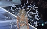 [ẢNH] Mãn nhãn với những hình ảnh lộng lẫy đêm Victoria's Secret Fashion Show 2018