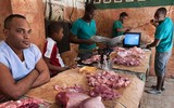 Hòa mình vào nhịp sống thường nhật của người dân Cuba