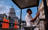 Hòa mình vào nhịp sống thường nhật của người dân Cuba