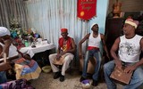 Hòa mình vào nhịp sống thường nhật của người dân Cuba