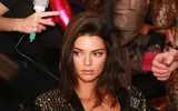 Hậu trường nóng bỏng bây giờ mới được hé lộ ở Victoria's Secret Show 2018