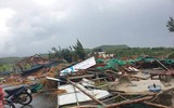 [Ảnh] Cận cảnh lốc xoáy càn quét Phú Yên khiến 27 người bị thương