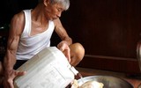 Độc đáo thú chơi Gà Đông Tảo mới: Chân gà ngâm rượu
