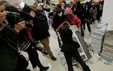 Muôn vàn sắc thái Black Friday, từ hỗn loạn đến vắng lặng