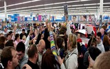 Những trải nghiệm mua sắm kinh hoàng trong ngày Black Friday