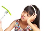 Mẹo hay để bữa ăn của trẻ không trở thành 