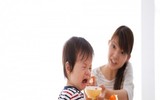 Mẹo hay để bữa ăn của trẻ không trở thành 