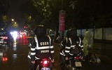Lực lượng Công an dầm mình làm nhiệm vụ trong rét hại ở miền Bắc và mưa lũ tại miền Trung