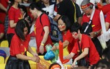 [Ảnh] Những hình ảnh đẹp của CĐV Việt Nam trên sân Bukit Jalil