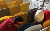 [Ảnh] Những hình ảnh đẹp của CĐV Việt Nam trên sân Bukit Jalil