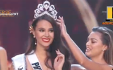 Chiêm ngưỡng vẻ đẹp nóng bỏng của tân Hoa hậu Hoàn vũ Thế giới 2018