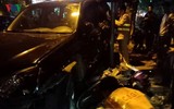 [Ảnh] Xem lại hiện trường Lexus gây tai nạn liên hoàn ở Hồ Tây