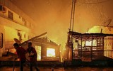 Kinh hoàng 600 ngôi nhà chìm trong biển lửa ở Brazil