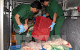 [Ảnh] Chưa đến Tết, thực phẩm bẩn lại tìm đường len lỏi vào thành phố, các khu dân cư