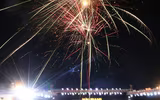 [ẢNH] Đại tiệc pháo hoa rợp trời chào đón năm mới 2019 ở Việt Nam và trên thế giới