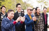 Những khoảnh khắc không thể ngọt ngào hơn trong đám cưới của nghệ sĩ Trung Hiếu