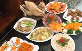 [ẢNH] Làm theo những phong tục truyền thống đêm Giao thừa sao cho đúng?