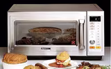 Những thói quen gây hại sức khỏe hay mắc phải ngày Tết