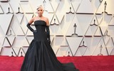 [ẢNH] Chuyện lạ Oscar 2019: Nam tài tử tự tin mặc váy 