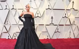 [ẢNH] Chuyện lạ Oscar 2019: Nam tài tử tự tin mặc váy 