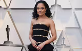 [ẢNH] Chuyện lạ Oscar 2019: Nam tài tử tự tin mặc váy 