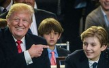 Quý tử 13 tuổi nhà Tổng thống Donald Trump gây bão bên lề hội nghị Mỹ - Triều
