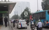 [Ảnh] Những hành vi vượt đèn đỏ, đi ngược chiều… cần xử lý thật nghiêm