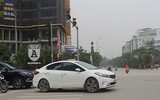 [Ảnh] Những hành vi vượt đèn đỏ, đi ngược chiều… cần xử lý thật nghiêm
