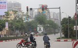 [Ảnh] Những hành vi vượt đèn đỏ, đi ngược chiều… cần xử lý thật nghiêm