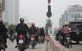 [Ảnh] Những hành vi vượt đèn đỏ, đi ngược chiều… cần xử lý thật nghiêm
