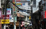 [ẢNH] Cận cảnh khu trung tâm Hòa Bình sắp bị phá bỏ của Đà Lạt xưa và nay