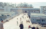 [ẢNH] Cận cảnh khu trung tâm Hòa Bình sắp bị phá bỏ của Đà Lạt xưa và nay