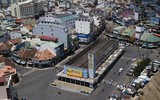 [ẢNH] Cận cảnh khu trung tâm Hòa Bình sắp bị phá bỏ của Đà Lạt xưa và nay