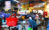 [ẢNH] Người dân tại chợ Yên Phụ đã thoát nạn trong gang tấc như thế nào?