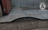 [Ảnh] Công viên Cầu Giấy: Hãi hùng vào nhà vệ sinh công cộng bẩn thỉu