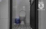 [Ảnh] Công viên Cầu Giấy: Hãi hùng vào nhà vệ sinh công cộng bẩn thỉu