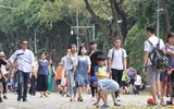 [ẢNH] Nghỉ lễ giỗ Tổ Hùng Vương: Người dân Hà Nội 