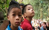 Trời mát, người dân vẫn vật vã di chuyển tại Lễ hội Đền Hùng
