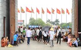 Trời mát, người dân vẫn vật vã di chuyển tại Lễ hội Đền Hùng