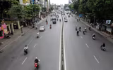 [ẢNH] Ngắm đường phố Hà Nội vắng hoe, yên ả trong ngày Giỗ tổ Hùng Vương