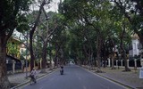 [ẢNH] Ngắm đường phố Hà Nội vắng hoe, yên ả trong ngày Giỗ tổ Hùng Vương