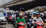 [ẢNH] Dòng người ùn ùn đổ về Hà Nội sau nghỉ lễ Giỗ Tổ Hùng Vương