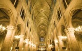 [ẢNH] Cảnh tượng đối lập bên trong nhà thờ Đức Bà Paris trước và sau vụ cháy