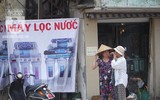 [Ảnh] Người dân Hà Nội chật vật di chuyển, mưu sinh trong cái nắng 40 độ C